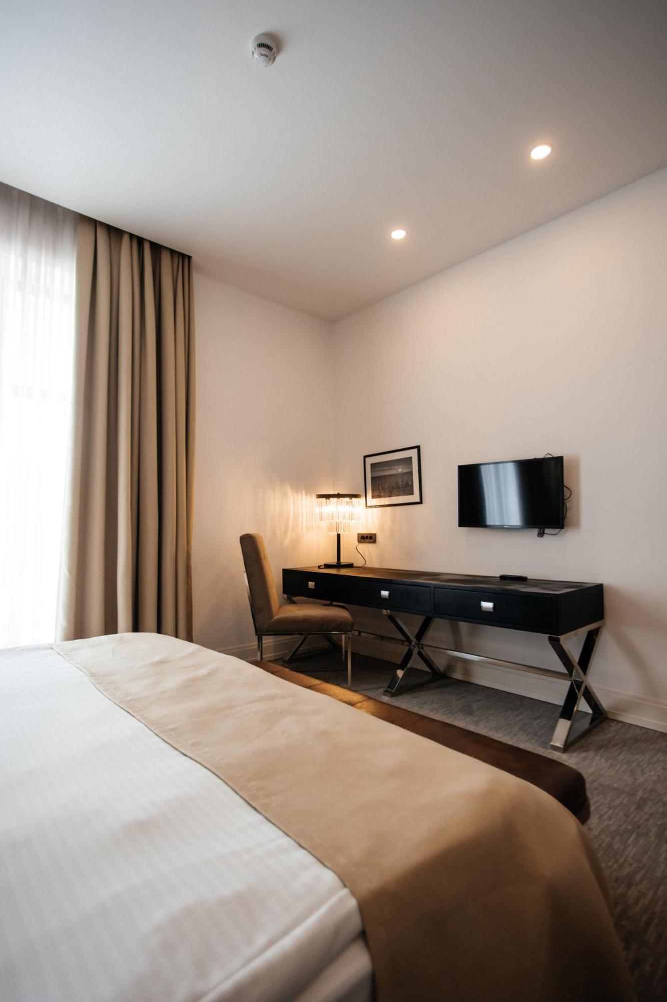 Shirvanshah Hotel Баку Экстерьер фото